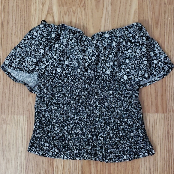 Hollister Tops - Hollister Ruched Ruffle Tube Top